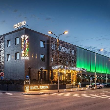 Komárno Hotel Europa מראה חיצוני תמונה